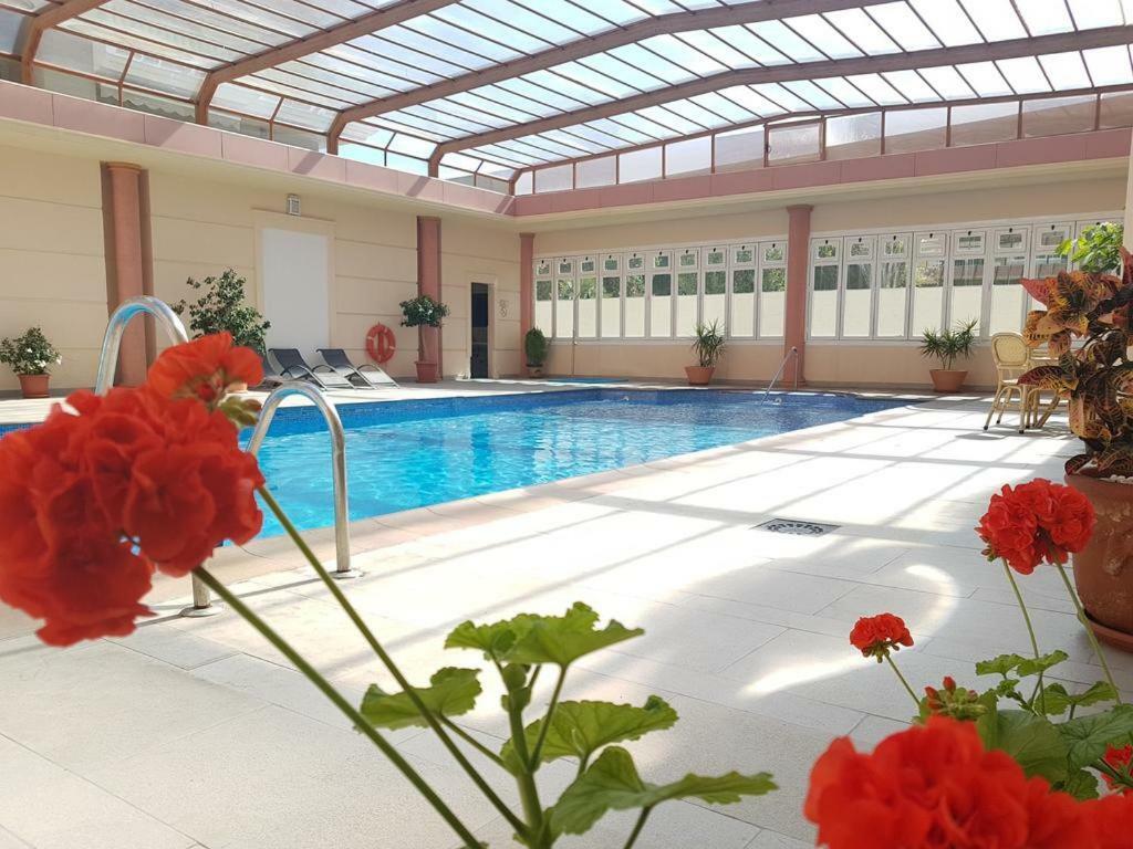 Atico Deluxe Entre Centro Y Playa Salinas Con Terraza, Wifi, Piscina Climatizada, Gym, Sauna Y Garaje -Smart Tv Roquetas de Mar Ngoại thất bức ảnh