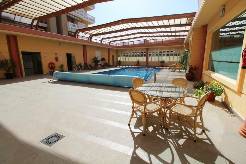 Atico Deluxe Entre Centro Y Playa Salinas Con Terraza, Wifi, Piscina Climatizada, Gym, Sauna Y Garaje -Smart Tv Roquetas de Mar Ngoại thất bức ảnh
